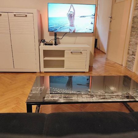 Apartment Mm Σπλιτ Εξωτερικό φωτογραφία